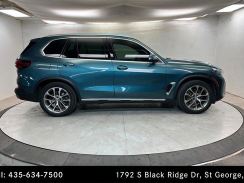 Used 2024 BMW X5 sDrive40i w/ Premium Package image 6