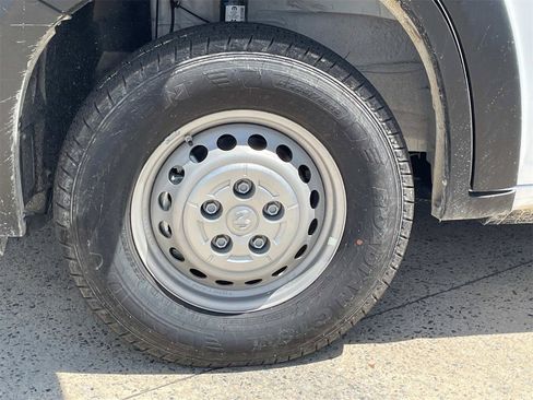 New 2024 RAM ProMaster 3500 w/ Delivery Van Package image 36