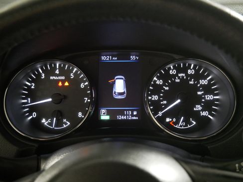 Used 2019 Nissan Rogue SV image 21