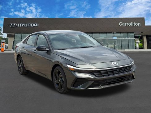 New 2026 Hyundai Elantra Sport FWD image 4