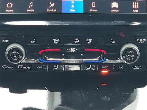 Certified 2023 Jeep Grand Cherokee Summit image 29