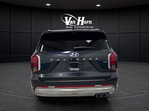 Used 2025 Hyundai Palisade Calligraphy image 6