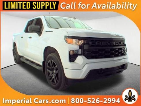 Used 2024 Chevrolet Silverado 1500 Custom w/ Rally Edition AWD/4WD image 1