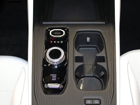 New 2026 Jeep Cherokee Limited AWD/4WD image 23