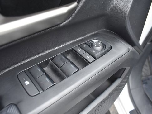 Used 2025 Toyota Tacoma TRD Off-Road w/ TRD Off Road Premium Package image 15