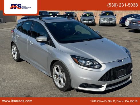 Used 2014 Ford Focus ST w/ Equipment Group 202A image 7