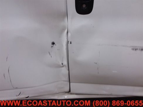 Used 2017 Chevrolet Express 2500 image 19