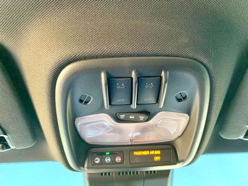 Used 2026 GMC Canyon AT4 w/ Technology Plus Package AWD/4WD image 40