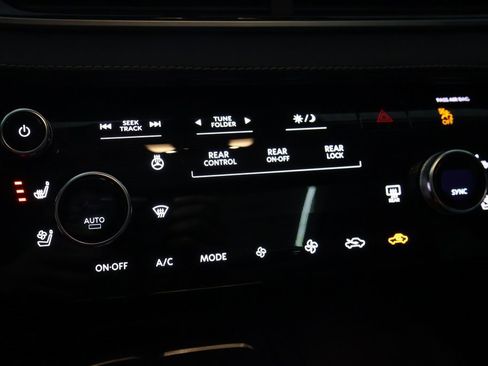 Used 2023 INFINITI QX60 Luxe w/ Vision Package image 26