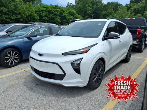 Used 2022 Chevrolet Bolt EUV Premier w/ Launch Edition FWD image 1