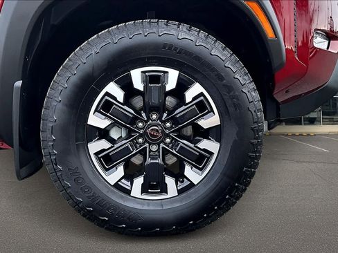 Used 2024 Nissan Frontier PRO-4X w/ Pro Convenience Package image 34