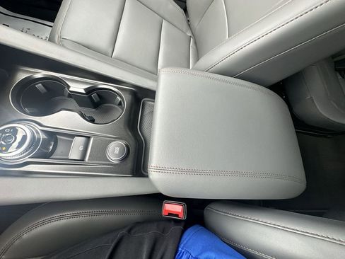 New 2026 Ford Explorer Active w/ Active Comfort Package AWD/4WD image 27