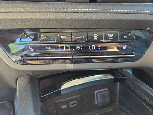 Certified 2023 Buick Envision Essence AWD/4WD image 39