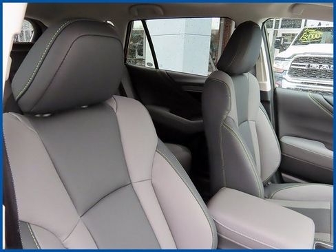 Used 2025 Subaru Outback Onyx Edition XT image 9