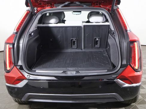 Used 2026 Cadillac Optiq Sport 1 w/ LPO, Floor Liner Package AWD/4WD image 20