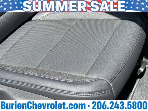 New 2026 Chevrolet Equinox EV LT FWD image 23