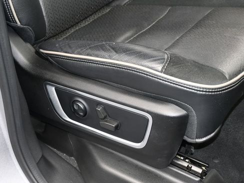 Used 2021 RAM 1500 Laramie image 48