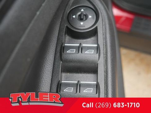 Used 2017 Ford Escape Titanium AWD/4WD image 22