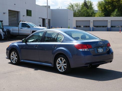Used 2013 Subaru Legacy 2.5i Premium w/ All-Weather Pkg AWD/4WD image 5
