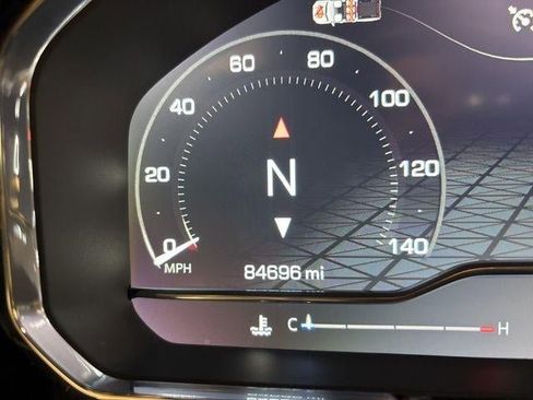 Used 2024 GMC Sierra 1500 SLT AWD/4WD image 18