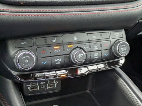 Used 2024 Dodge Durango GT image 21