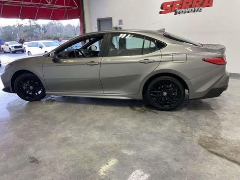 Used 2026 Toyota Camry SE FWD image 6