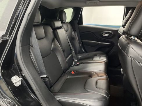 Used 2021 Jeep Cherokee Trailhawk w/ Trailer Tow Group image 30