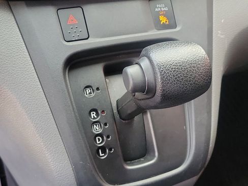 Used 2020 Nissan NV200 S FWD image 29