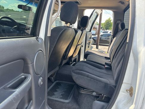 Used 2005 Dodge Ram 1500 Truck SLT AWD/4WD image 11