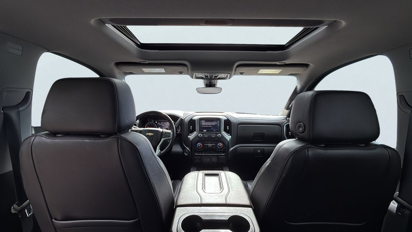 Used 2019 Chevrolet Silverado 1500 LTZ AWD/4WD image 9