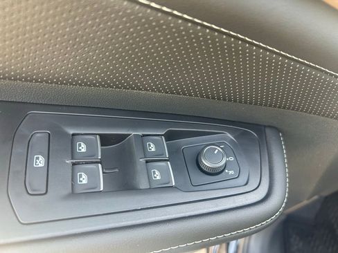 New 2026 Volkswagen Atlas SE FWD image 50