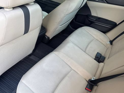 Used 2019 Honda Civic EX image 13