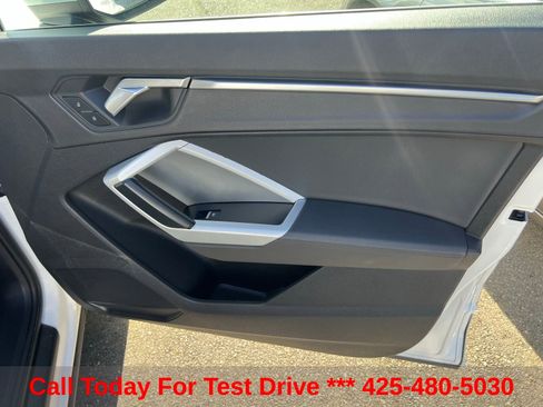 Used 2021 Audi Q3 2.0T Premium AWD/4WD image 29