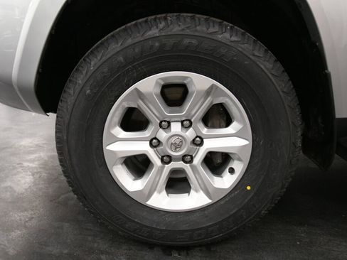 Certified 2024 Toyota 4Runner SR5 Premium image 32