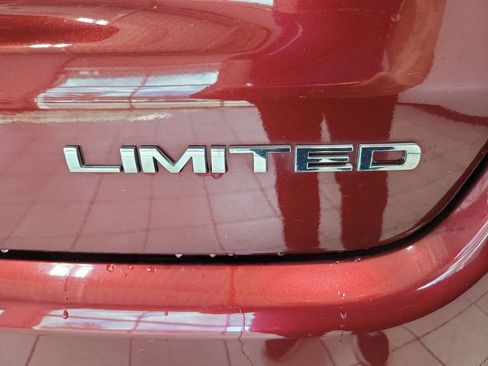 Used 2022 Jeep Compass Limited image 9