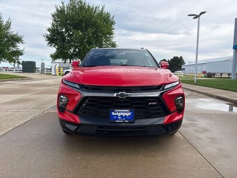 Used 2023 Chevrolet Blazer RS w/ Driver Confidence II Package AWD/4WD image 4
