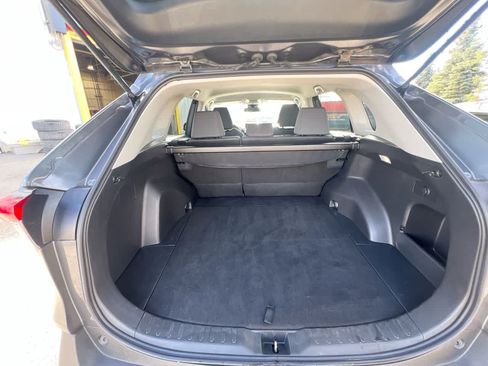 Used 2025 Toyota RAV4 XLE AWD/4WD image 24