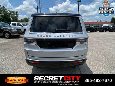 Used 2023 Jeep Grand Wagoneer Series II AWD/4WD image 6