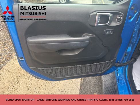 Used 2024 Jeep Wrangler Unlimited w/ Convenience Group image 13