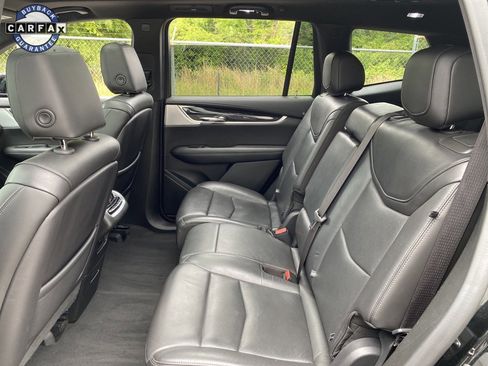 Used 2020 Cadillac XT6 Premium Luxury image 24
