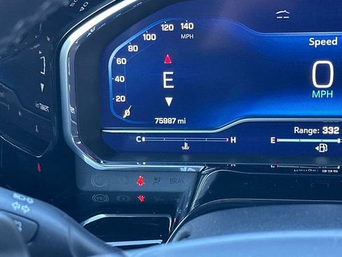 Used 2023 Chevrolet Silverado 1500 High Country w/ Technology Package image 26