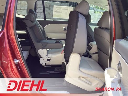 New 2026 Hyundai Ioniq 9 SEL AWD/4WD image 17