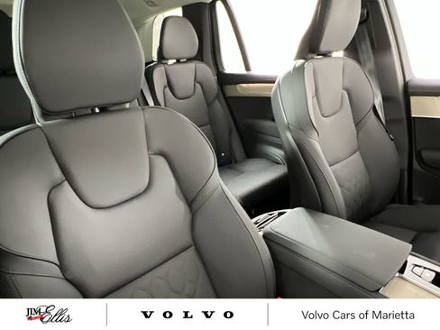 Used 2025 Volvo XC90 B5 Core w/ Protection Package Premier image 25