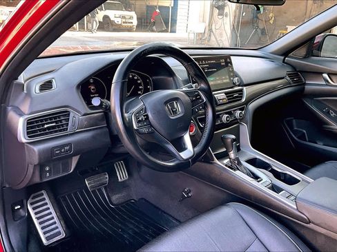 Used 2019 Honda Accord Sport image 18