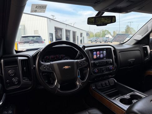 Used 2017 Chevrolet Silverado 1500 LTZ w/ Sport Package image 17