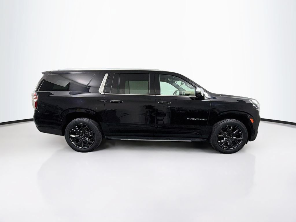 Used 2023 Chevrolet Suburban Premier AWD/4WD image 8