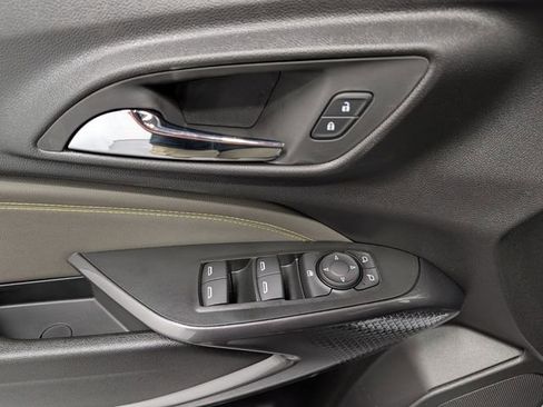 New 2026 Chevrolet Trax ACTIV FWD image 16