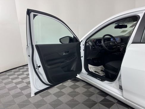 New 2026 Nissan Sentra SV w/ SV Convenience Package FWD image 17
