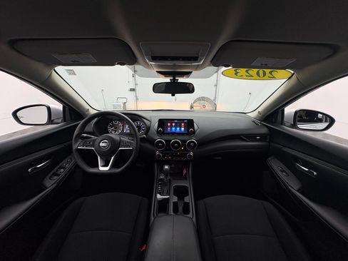 Used 2023 Nissan Sentra S FWD image 3