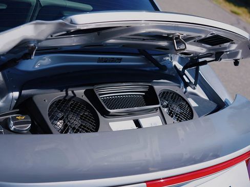 Used 2018 Porsche 911 Turbo S image 33